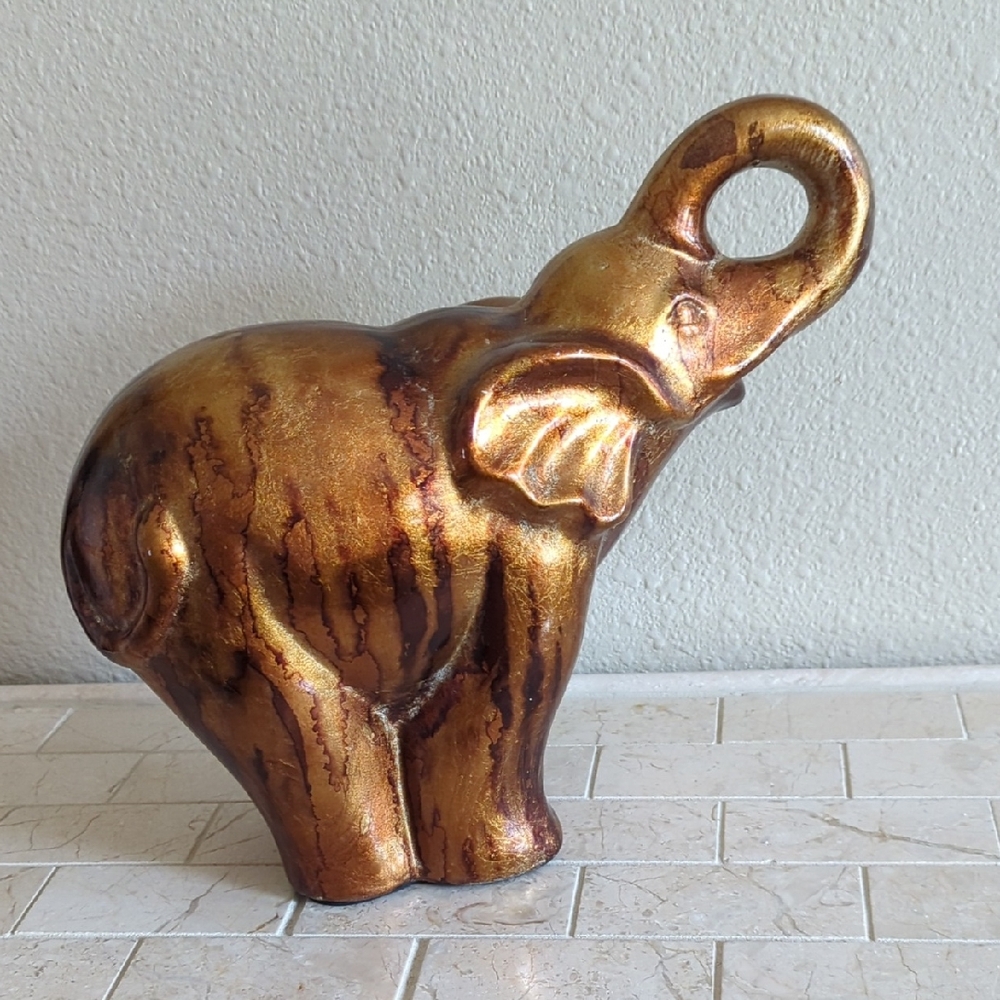 Ceramic Elephant Decor
